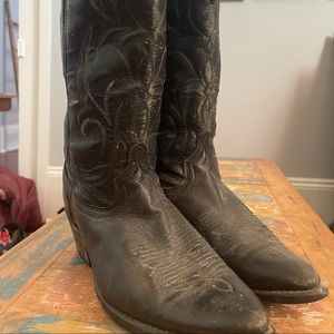 Vintage Acme boots. Western.